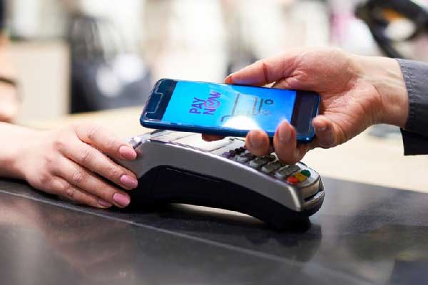 田浩洋：8.5黄金日内操作策略，多头受压调整继续多